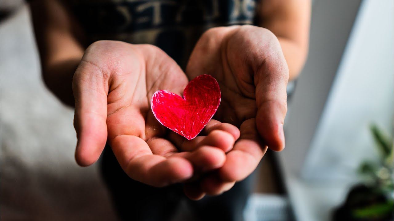 Как найти себя в благотворительности? / "Сделано с нуля" подкаст 037 смотреть онлайн