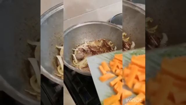 Готовлю плов (можно назвать рисовая каша?) для своих детей! смотреть онлайн