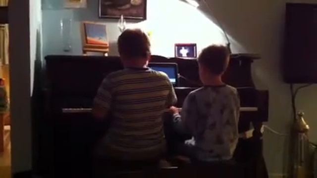 Practicing "Mission Impossible" with Synthesia смотреть онлайн