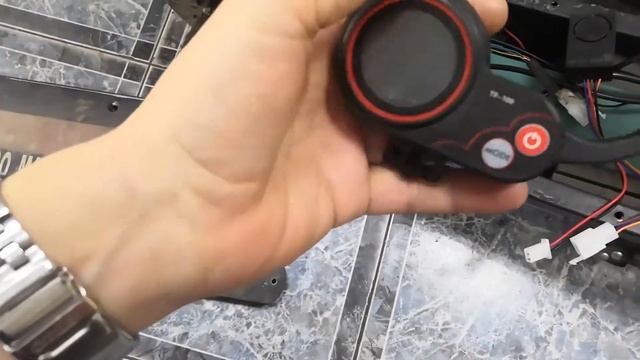 Ремонт электросамокатов в нашей мастерской "Мобил-Мастер" ч2 смотреть онлайн