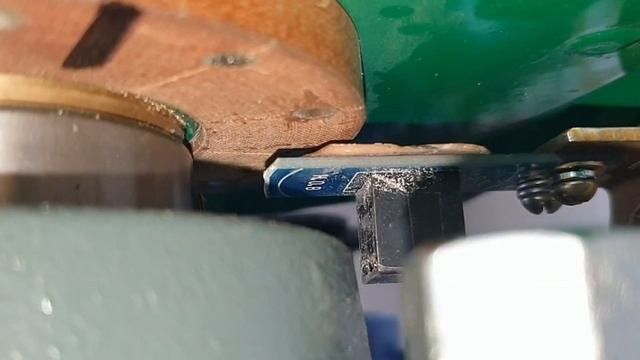 Установка энкодера электронной линейки на ленточной пилораме ПЛП-9