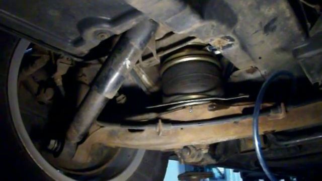 Пневмоподвеска Т5 Вид с низу 2 смотреть онлайн
