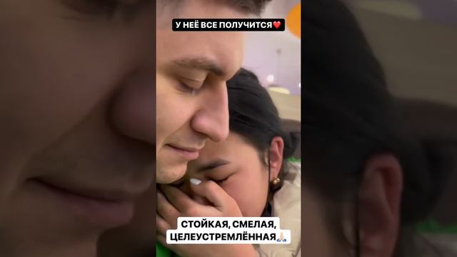 Dava пообещал помочь кыргызстанке с долгом матери