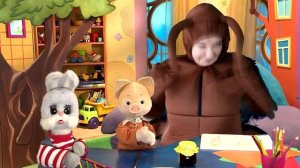 Короче говоря, купила тараканий костюм