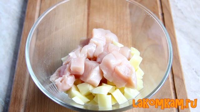 Что приготовить из курицы? Жаркое из курицы запеченное в рукаве. Рецепт к ужину смотреть онлайн