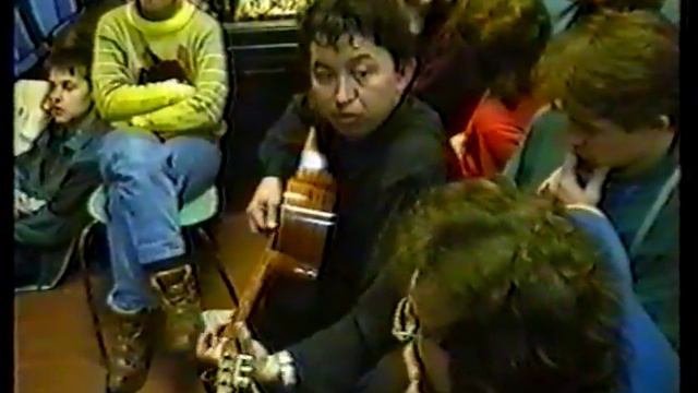 Чайхана и бардовские посиделки, 1999 смотреть онлайн