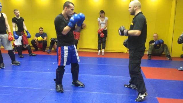 Как атаковать в рукопашном бою S.P.A.S. (street fighting S.P.A.S.) смотреть онлайн