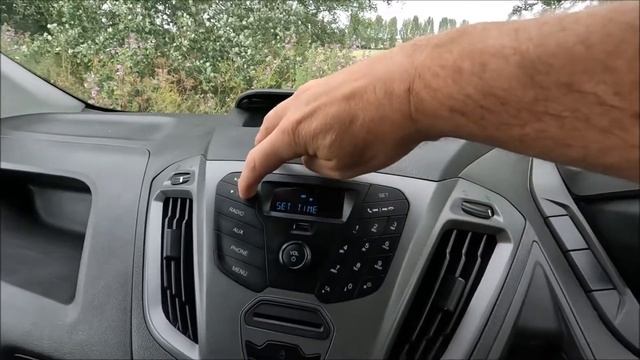 How to Change the Time on a Ford Transit / Tourneo Clock - Update Tutorial (4th Gen) смотреть онлайн