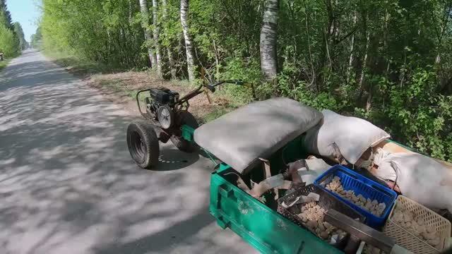 ОБРАБОТКА ЗЕМЛИ МОТОБЛОК СССР МБ-1!.mp4 смотреть онлайн