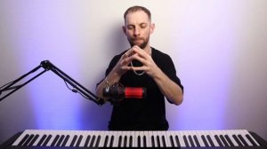 Упражнения, которыми разминаются топовые пианисты. Зарядка для рук без фортепиано. Уроки фортепиано