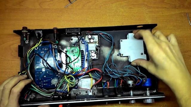 Лабораторный блок питания 2. Модернизация с добавлением вольт-, ампер-, ваттметра переменного тока. смотреть онлайн