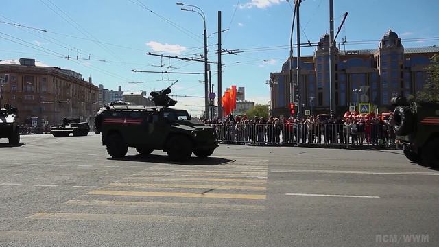 Возвращение военной техники с парада 2017 (Звук хорошего качества) смотреть онлайн