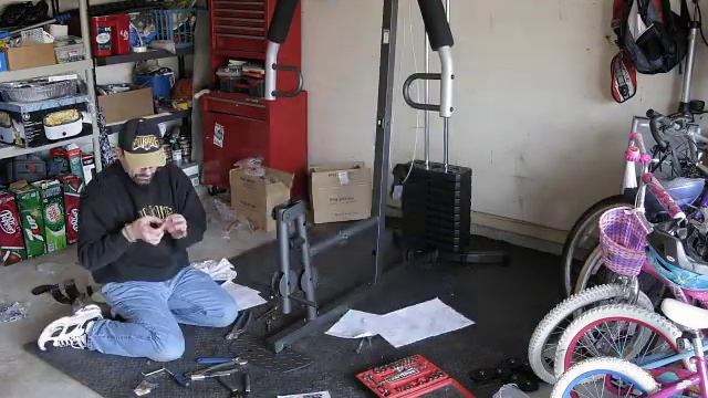 Time-Lapse - Weider Pro 6900 Home Gym Assembly