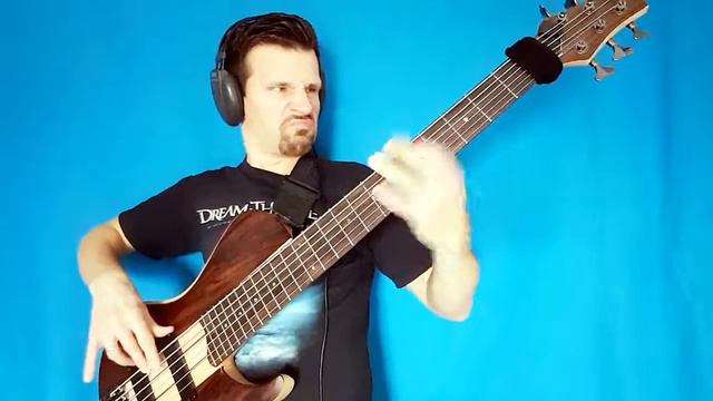 My favorite 6 string bass tap exercise. Ibanez BTB686SC. смотреть онлайн