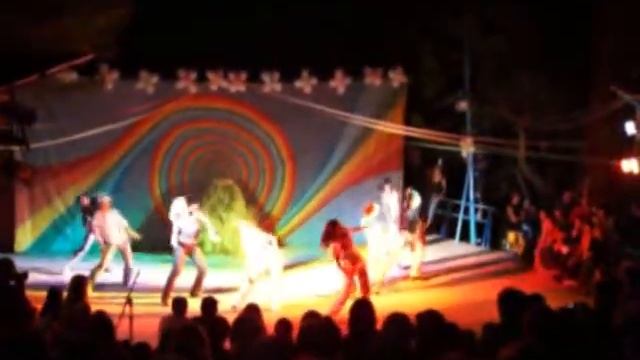 Танец Алушта 2007 Вид 2.avi смотреть онлайн