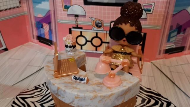 Boss Queen | Sleepy Bones | Наборы LOL Surprise Furniture с мебелью 3 серии Распаковка смотреть онлайн