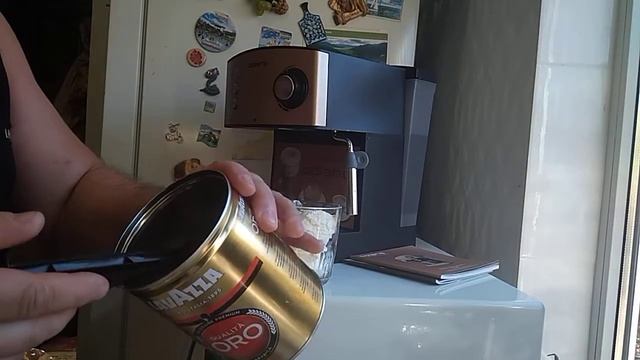 Кофеварка Polaris 1527E, еспрессо с мороженым. смотреть онлайн