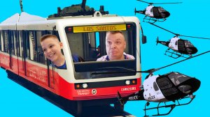 От ПОЛИЦИИ на ТРАМВАЕ в Метро ИГОРЬ и ПАПА Удирать от ПОЛИЦЕЙСКИХ в ГТА5