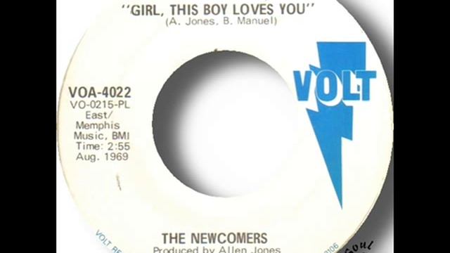 The Newcomers Girl, This Boy Loves You смотреть онлайн