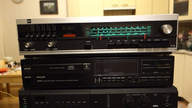 Dual СT 18 & Pioneer A-9(1980) & Yamaha NS-244 смотреть онлайн