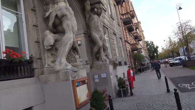 30 09 17 Самостоятельное путешествие Европа 2017 2 семьи в 1 авто Достопримечательности Варшавы Ч6 смотреть онлайн