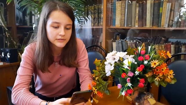 Мария Казмерковская читает стих Иосифа Бродского Анне Андреевне Ахматовой смотреть онлайн