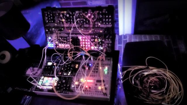 Hardware Jam 0010 // Shared System + and Friends // String Quartet x Modular - "Galo de Barcelos" смотреть онлайн
