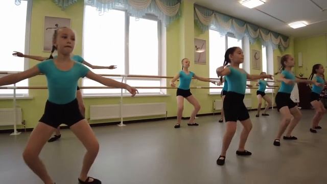 Детский танцевальный ансамбль Арт Микс Клип Лето смотреть онлайн