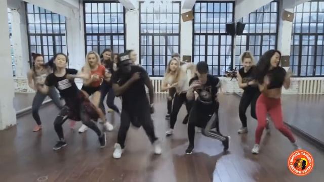 Приглашение на BUMBATA от школы танцев Держи Ритм смотреть онлайн