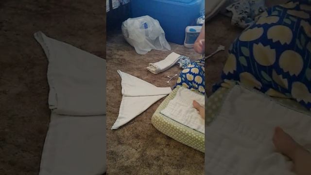 How To Use 2 Flat Cloth Diapers For Maximum Absorbency And Minimal Bulk смотреть онлайн