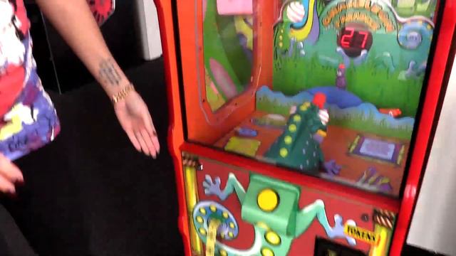 Chamaleon Paradize Midway Game, Niagara Speedway Game Zone, Niagara Falls смотреть онлайн