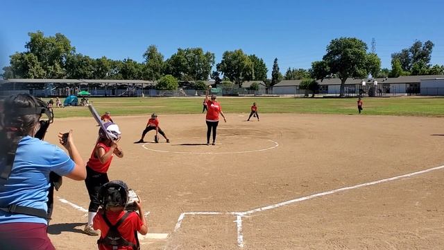 Trave, Game 2 Hit 2 смотреть онлайн