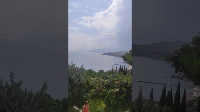 Православный храм прям на самом берегу Чёрного моря. смотреть онлайн