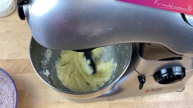 MUFFIN AL CIOCCOLATO con la PLANETARIA | Ricetta facile per impastatrici Kenwood, KitchenAid, ecc смотреть онлайн