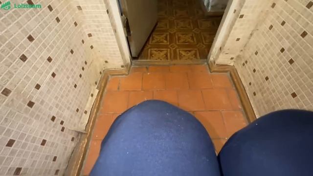 ФРАМЕ ТАМЕР ПОКАЗЫВАЕТ СВОЮ ПЕРВУЮ КВАРТИРУ | ЗАЛЕЗ В ВОНЮЧИЙ ПОДВАЛ смотреть онлайн