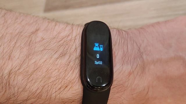 Тестирование измерения уровня кислорода в крови фитнес браслетом Leef Aries смотреть онлайн