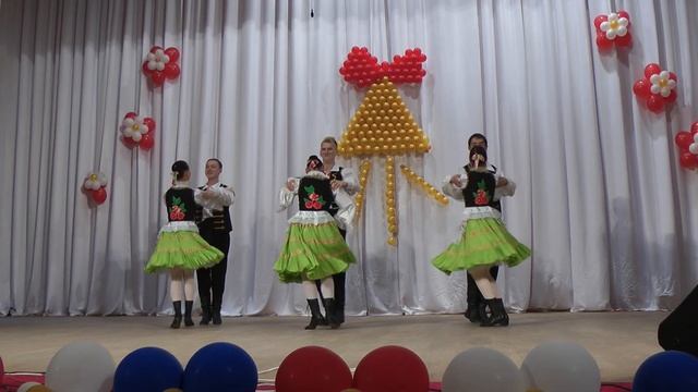 "ЧАРДАШ".ВЕНГЕРСКИЙ ТАНЕЦ. ТЕАТР ТАНЦА "ЦАРМИС".Ф.В.ГИНЗБУРГ, ВИРТУАЛЬНЫЙ МУЗЕЙ КУЛЬТУРЫ МАРИЙ ЭЛ смотреть онлайн