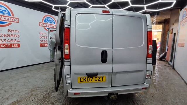 Ck07czt 2007 RENAULT TRAFIC SWB DIESEL SL29dCi 115 Van
