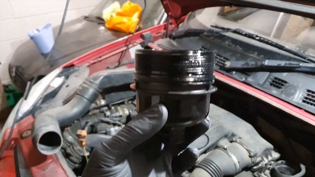 Oil Drop & Filters On My 2006 Citroen Berlingo Multispace XTR смотреть онлайн