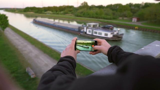 Das ferngesteuerte Review: iPhone SE mal anders! смотреть онлайн