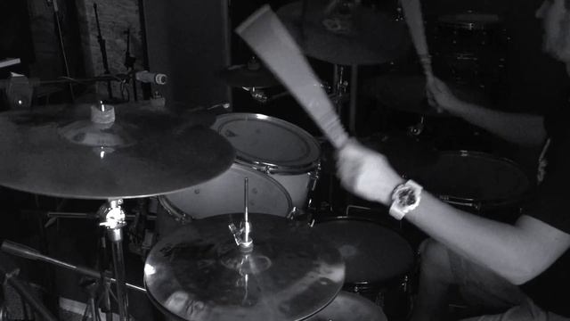 Сassandra's complex-Doomed(drums) смотреть онлайн