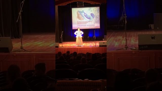 #Дарья_Чехомова - Ты женись, милёнок (народная песня, записанная в Новосибирской области) смотреть онлайн