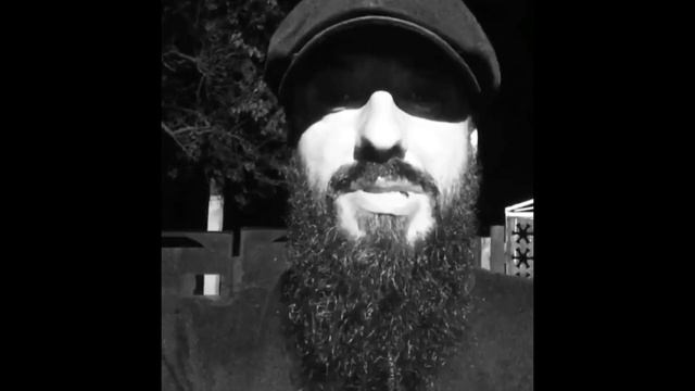 Муравей в надежде потушить огонь , и то старался что то сделать , чтоб когда его спросят... смотреть онлайн