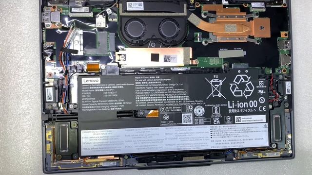 Lenovo Thinkpad X1 Yoga Gen 8 disassembly & upgrade options смотреть онлайн