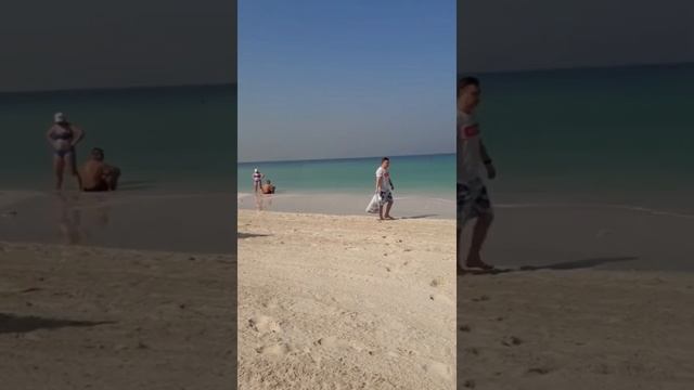 Шашлык заграницей. Долго выбирали место на пляже с женой смотреть онлайн