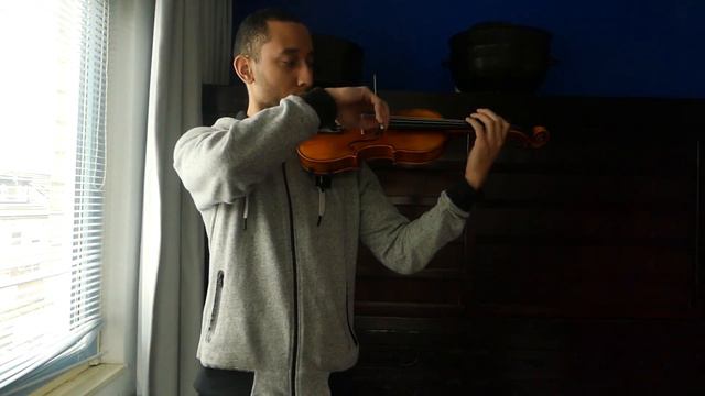 Violin 9 month progress video: Learning vibrato! смотреть онлайн