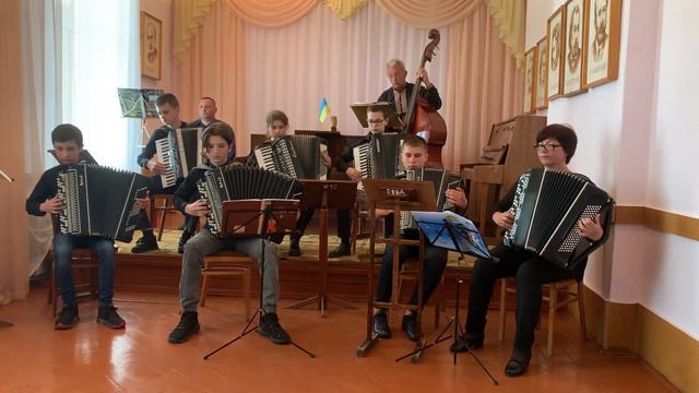 Ансамбль баяністів, акордеоністів. Т. Петриненко «Україно» смотреть онлайн