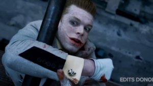 Смерть Джерома большего похожего на джокера из фильма "Готэм"