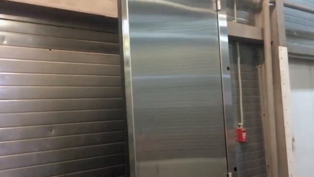 Уникальные противопожарные двери из нержавеющей стали "Platinum" для складов и пищевых производств смотреть онлайн