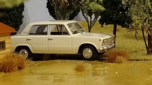 Polski Fiat 125p 1968r. • Kultowe auta PRL-u • 1:43 смотреть онлайн